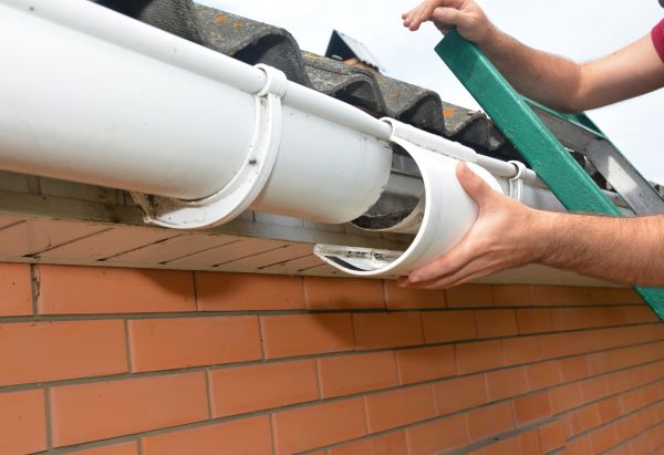 Cost of Gutter Seam Repair in Birmingham